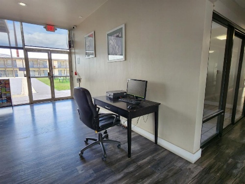 Red Lion Inn & Suites Tucson Downtown image 25
